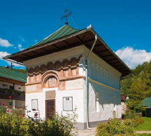 Sfânta Mănăstire Iezer Sfânta Mănăstire Iezer